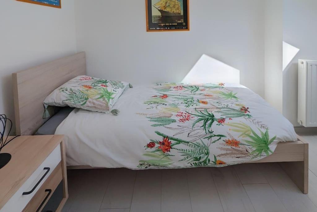 Appartement Pour 3 Personnes Sur La Plage Les Pieds Dans Leau Plonévez-Porzay Extérieur photo