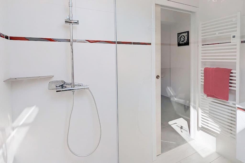 Appartement Pour 3 Personnes Sur La Plage Les Pieds Dans Leau Plonévez-Porzay Extérieur photo